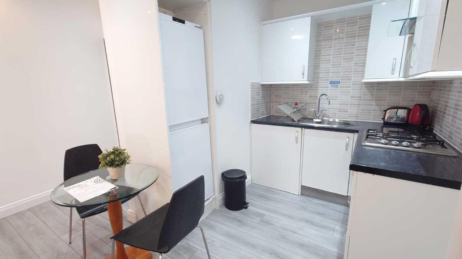 לונדון Kings Central Apartments In Kings Cross מראה חיצוני תמונה