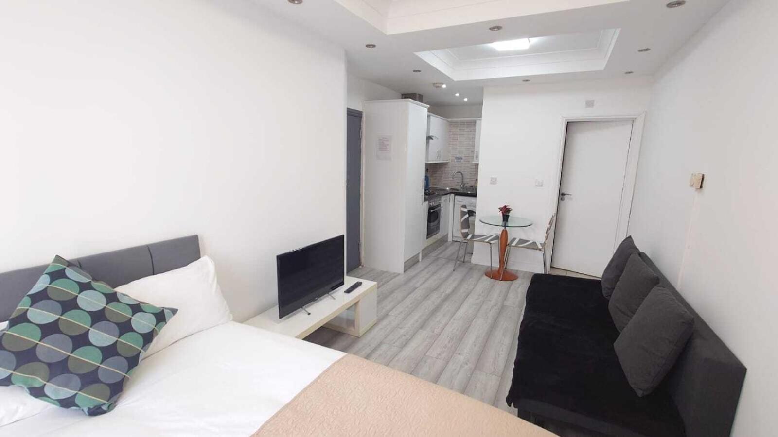 לונדון Kings Central Apartments In Kings Cross מראה חיצוני תמונה