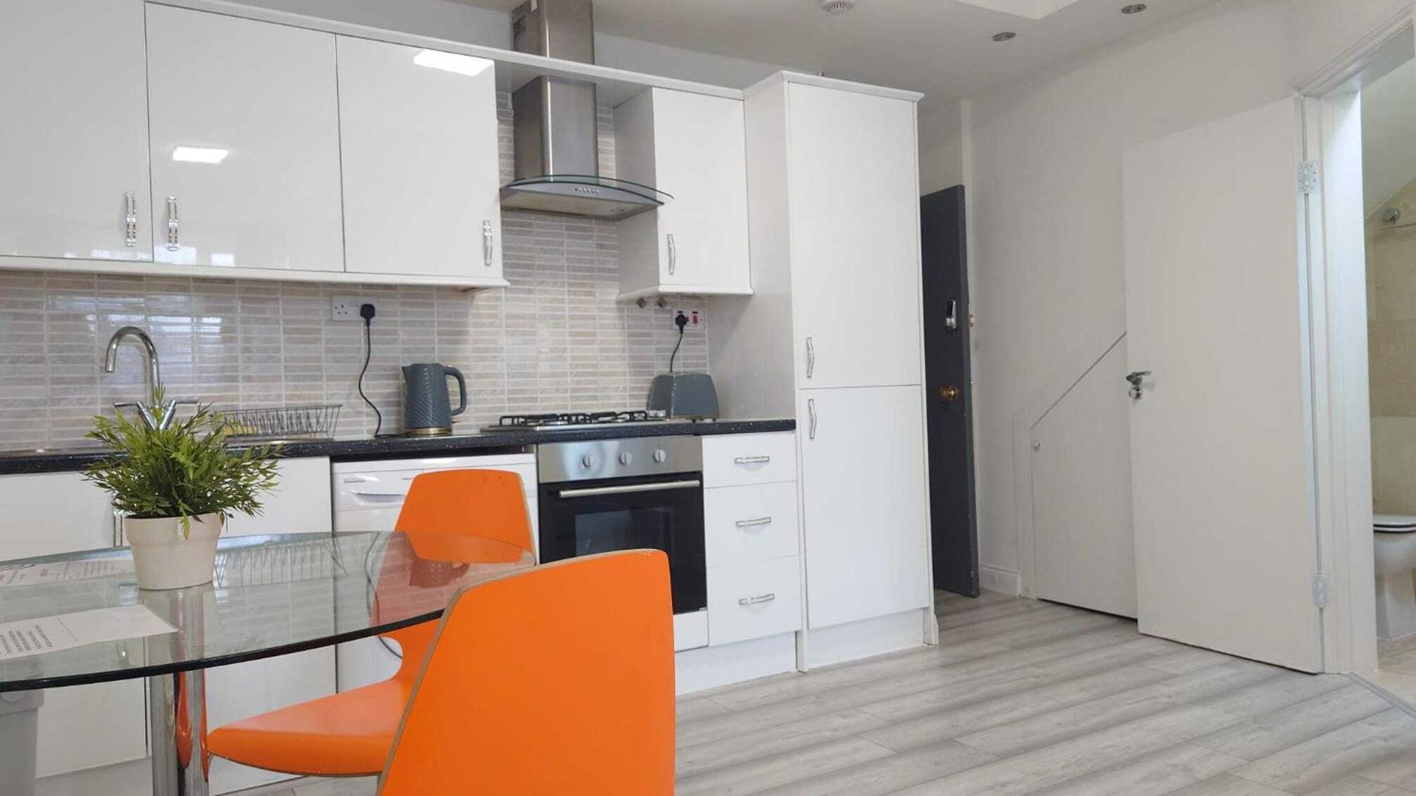 לונדון Kings Central Apartments In Kings Cross מראה חיצוני תמונה
